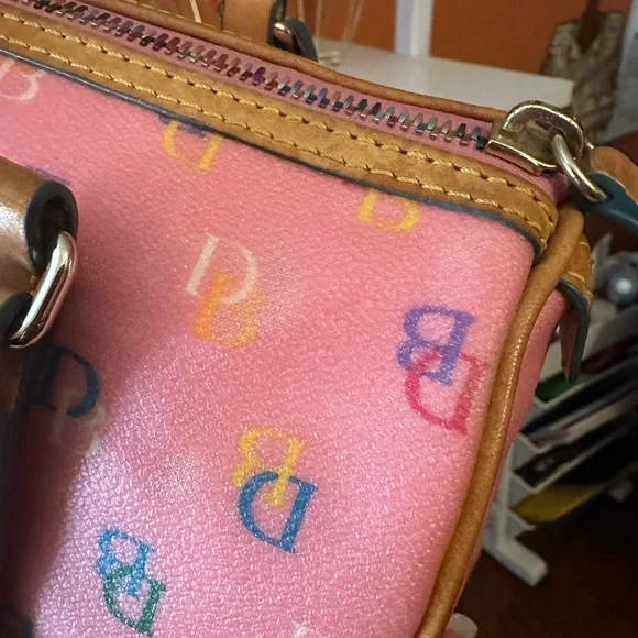 Dooney & Bourke Pink Multicolor Shoulder Bag - Picture 2 of 14